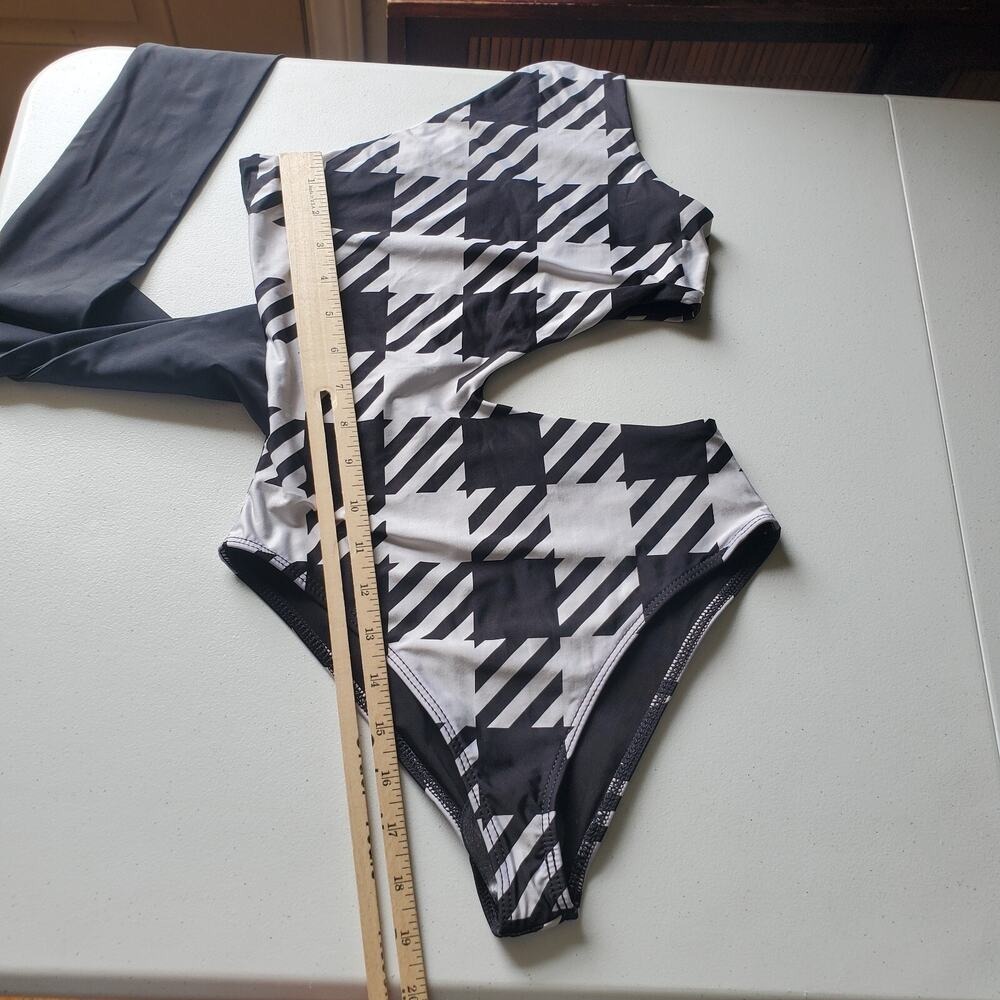 Revolve Beach Riot Carlie One Piece Swimsuit XS Houndstooth Belted Cutout NEW - Picture 13 of 16